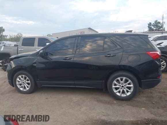 ✅ 2018 Chevrolet Equinox LT • VIN: 2GNAXJEV3J6186031 • Lot: 43453122. Listed on IAAI with 124,392 mi. Free auction sales archive from the USA and detailed vehicle history report at DreamBid. Image 14.