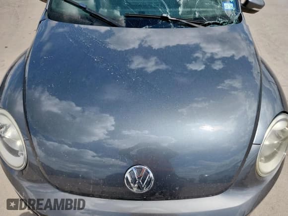 ✅ 2012 Volkswagen Beetle 2.5L • VIN: 3VWJX7AT8CM639758 • Lot: 63298755. Listed on Copart with Not provided. Free auction sales archive from the USA and detailed vehicle history report at DreamBid. Image 11.