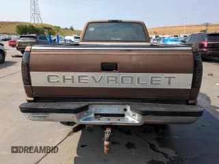 ✅ 1994 Chevrolet Silverado 2500 • VIN: 1GCGK29F0RE150895 • Lot: 67034615. Wystawiony na Copart z przebiegiem 244 660 mil. Bezpłatny archiwum sprzedaży aukcyjnych z USA i szczegółowy raport historii pojazdu na DreamBid. Zdjęcie 6.