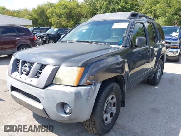 ✅ 2006 Nissan Xterra X • VIN: 5N1AN08U96C532279 • Lot: 43406498. Wystawiony na IAAI z przebiegiem 127 910 mil. Bezpłatny archiwum sprzedaży aukcyjnych z USA i szczegółowy raport historii pojazdu na DreamBid. Zdjęcie 6.