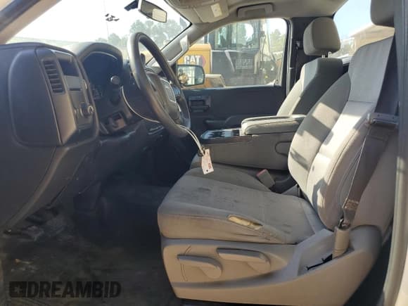 ✅ 2018 GMC Sierra 1500 • VIN: 1GTN1LEH9JZ305853 • Lot: 66023265. Wystawiony na Copart z przebiegiem 158 280 mil. Bezpłatny archiwum sprzedaży aukcyjnych z USA i szczegółowy raport historii pojazdu na DreamBid. Zdjęcie 7.