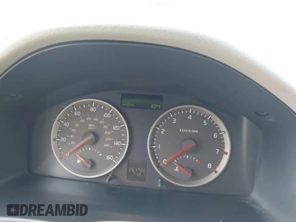 ✅ 2004 Volvo S40 • VIN: YV1MS382642028019 • Лот: 43767476. Опубликован ранее на IAAI с пробегом 261 700 миль. Бесплатный доступ к архиву аукционных продаж из США и подробный отчёт об истории автомобиля на DreamBid. Изображение 7.