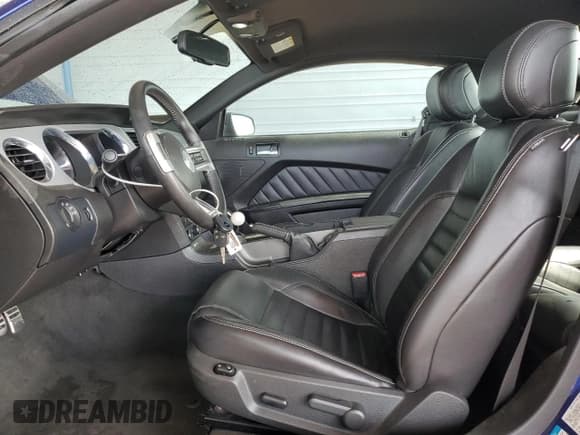 ✅ 2013 Ford Mustang GT • VIN: 1ZVBP8CF4D5200386 • Lot: 81685085. Listed on Copart with 63,054 mi. Free auction sales archive from the USA and detailed vehicle history report at DreamBid. Image 7.