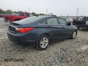 ✅ 2011 Hyundai Sonata GLS • VIN: 5NPEB4AC7BH041358 • Lot: 72346294. Listed on Copart with 199,407 mi. Free auction sales archive from the USA and detailed vehicle history report at DreamBid. Image 3.