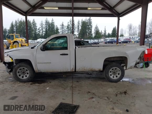 ✅ 2007 Chevrolet Silverado 1500 Work Truck • VIN: 1GCEC14C97Z564727 • Лот: 41504904. Опубликован ранее на IAAI с пробегом 191 131 миль. Бесплатный доступ к архиву аукционных продаж из США и подробный отчёт об истории автомобиля на DreamBid. Изображение 14.