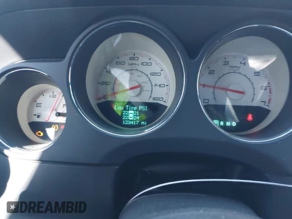 ✅ 2012 Dodge Challenger R/T Plus • VIN: 2C3CDYBT3CH238971 • Lot: 41828207. Wystawiony na IAAI z przebiegiem 123 417 mil. Bezpłatny archiwum sprzedaży aukcyjnych z USA i szczegółowy raport historii pojazdu na DreamBid. Zdjęcie 7.