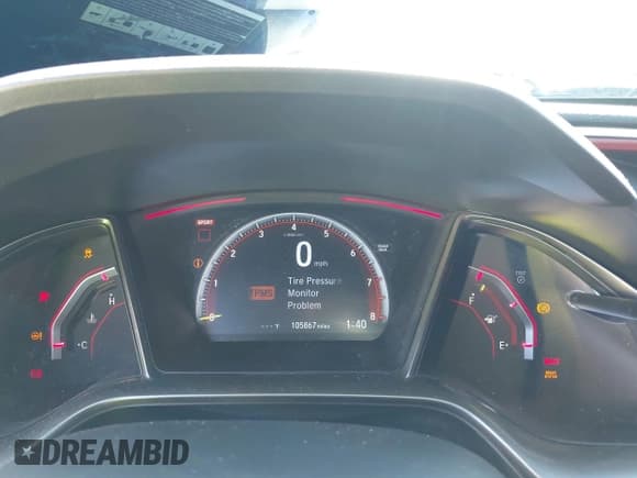 ✅ 2018 Honda Civic Type R Touring • VIN: SHHFK8G77JU204480 • Lot: 43501132. Wystawiony na IAAI z przebiegiem 105 867 mil. Bezpłatny archiwum sprzedaży aukcyjnych z USA i szczegółowy raport historii pojazdu na DreamBid. Zdjęcie 7.