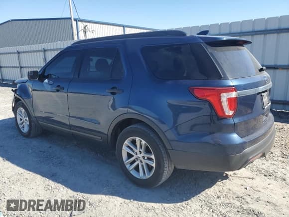 ✅ 2017 Ford Explorer • VIN: 1FM5K7B82HGD49901 • Lot: 91253985. Wystawiony na Copart z przebiegiem 134 829 mil. Bezpłatny archiwum sprzedaży aukcyjnych z USA i szczegółowy raport historii pojazdu na DreamBid. Zdjęcie 2.