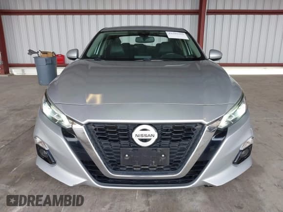 ✅ 2019 Nissan Altima SL • VIN: 1N4BL4EV3KC156584 • Лот: 43189312. Опубликован ранее на IAAI с пробегом 110 246 миль. Бесплатный доступ к архиву аукционных продаж из США и подробный отчёт об истории автомобиля на DreamBid. Изображение 13.