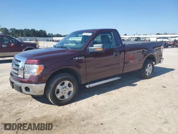 ✅ 2010 Ford F-150 XL • VIN: 1FTMF1CW2AKE63172 • Lot: 90362445. Listed on Copart with 81,189 mi. Free auction sales archive from the USA and detailed vehicle history report at DreamBid. Image 1.