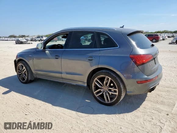 ✅ 2014 Audi SQ5 Premium Plus • VIN: WA1CGAFP2EA099564 • Lot: 84061085. Listed on Copart with 181,821 mi. Free auction sales archive from the USA and detailed vehicle history report at DreamBid. Image 2.