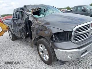 ✅ 2017 Ram 1500 SLT • VIN: 1C6RR7LG5HS674490 • Лот: 43251227. Опубликован ранее на IAAI с пробегом 111 311 миль. Бесплатный доступ к архиву аукционных продаж из США и подробный отчёт об истории автомобиля на DreamBid. Изображение 1.