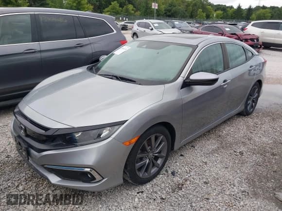 ✅ 2019 Honda Civic EX-L • VIN: 19XFC1F70KE010288 • Lot: 42985170. Listed on IAAI with 45,237 mi. Free auction sales archive from the USA and detailed vehicle history report at DreamBid. Image 2.