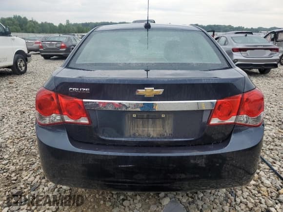 ✅ 2016 Chevrolet Cruze LS • VIN: 1G1PC5SH2G7117255 • Lot: 66146015. Listed on Copart with 116,790 mi. Free auction sales archive from the USA and detailed vehicle history report at DreamBid. Image 6.