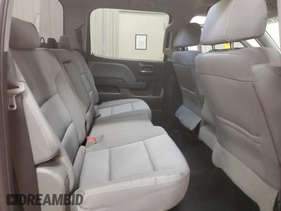 ✅ 2018 Chevrolet Silverado 1500 LS • VIN: 3GCUKNECXJG426514 • Лот: 79237104. Опубликован ранее на Copart с пробегом 205 410 миль. Бесплатный доступ к архиву аукционных продаж из США и подробный отчёт об истории автомобиля на DreamBid. Изображение 11.