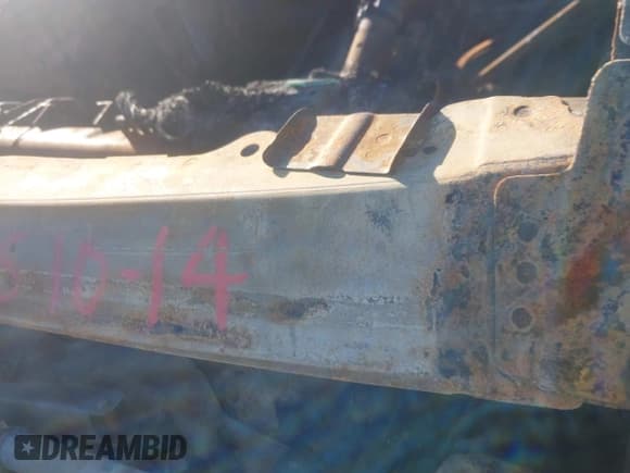 ✅ 2022 Chevrolet Colorado 2WD LT • VIN: 1GCHSCEA2N1233301 • Lot: 43577260. Listed on IAAI with Not provided. Free auction sales archive from the USA and detailed vehicle history report at DreamBid. Image 9.