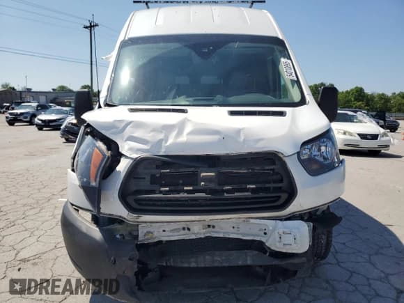 ✅ 2019 Ford Transit • VIN: 1FTYR3XM1KKA01765 • Лот: 54010895. Опубликован ранее на Copart с пробегом 90 244 миль. Бесплатный доступ к архиву аукционных продаж из США и подробный отчёт об истории автомобиля на DreamBid. Изображение 5.