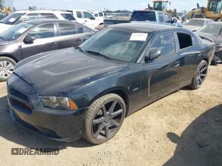 ✅ 2013 Dodge Charger RT Max • VIN: 2C3CDXCT0DH522861 • Lot: 43418127. Wystawiony na IAAI z przebiegiem 135 005 mil. Bezpłatny archiwum sprzedaży aukcyjnych z USA i szczegółowy raport historii pojazdu na DreamBid. Zdjęcie 2.