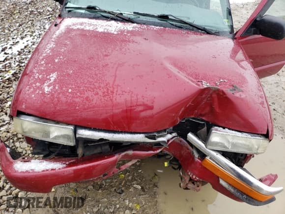 ✅ 2002 Chevrolet S-10 LS • VIN: 1GCCS19W728166072 • Lot: 81829454. Wystawiony na Copart z przebiegiem 116 890 mil. Bezpłatny archiwum sprzedaży aukcyjnych z USA i szczegółowy raport historii pojazdu na DreamBid. Zdjęcie 11.