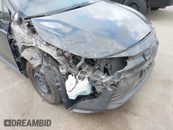 ✅ 2024 Toyota Corolla Hybrid SE • VIN: JTDBCMFE5R3046980 • Lot: 43406392. Listed on IAAI with 22,028 mi. Free auction sales archive from the USA and detailed vehicle history report at DreamBid. Image 6.