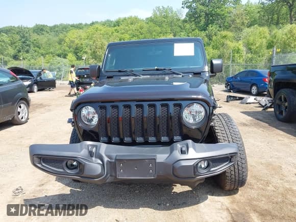 ✅ 2019 Jeep Wrangler Unlimited Sahara • VIN: 1C4HJXEN5KW523785 • Lot: 42425832. Wystawiony na IAAI z przebiegiem 38 325 mil. Bezpłatny archiwum sprzedaży aukcyjnych z USA i szczegółowy raport historii pojazdu na DreamBid. Zdjęcie 12.