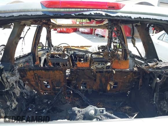 2015 Subaru Forester Premium с VIN JF2SJADC0FH431109, выставлен на аукционе IAAI как лот 42959042 с пробегом Не указан миль и . История ставок и продаж доступна на DreamBid. Изображение 13.