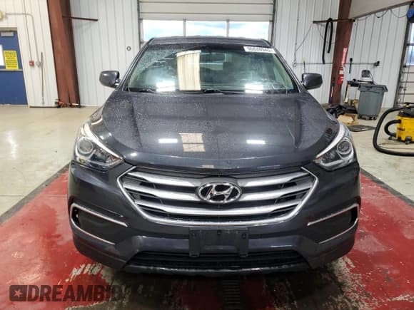 ✅ 2018 Hyundai Santa Fe 2.4L • VIN: 5XYZT3LB7JG560882 • Лот: 90848945. Опубликован ранее на Copart с пробегом 134 050 миль. Бесплатный доступ к архиву аукционных продаж из США и подробный отчёт об истории автомобиля на DreamBid. Изображение 5.