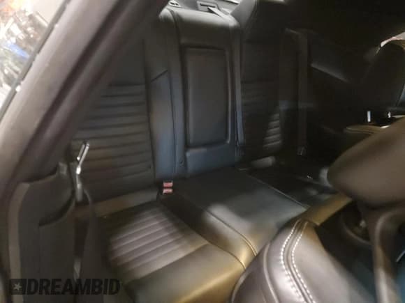 ✅ 2012 Dodge Challenger R/T Plus • VIN: 2C3CDYBT8CH174958 • Lot: 84195084. Wystawiony na Copart z przebiegiem 78 410 mil. Bezpłatny archiwum sprzedaży aukcyjnych z USA i szczegółowy raport historii pojazdu na DreamBid. Zdjęcie 10.