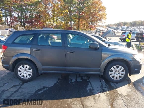 ✅ 2014 Dodge Journey SE • VIN: 3C4PDCAB6ET151195 • Lot: 43584304. Wystawiony na IAAI z przebiegiem 138 327 mil. Bezpłatny archiwum sprzedaży aukcyjnych z USA i szczegółowy raport historii pojazdu na DreamBid. Zdjęcie 13.