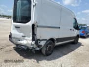 ✅ 2019 Ford Transit • VIN: 1FTYE1CM3KKB83796 • Lot: 54079855. Wystawiony na Copart z przebiegiem 76 721 mil. Bezpłatny archiwum sprzedaży aukcyjnych z USA i szczegółowy raport historii pojazdu na DreamBid. Zdjęcie 3.