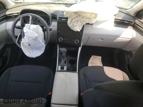 ✅ 2023 Hyundai Tucson SEL • VIN: 5NMJBCAE9PH172435 • Lot: 52739443. Wystawiony na Copart z przebiegiem 8 196 mil. Bezpłatny archiwum sprzedaży aukcyjnych z USA i szczegółowy raport historii pojazdu na DreamBid. Zdjęcie 8.