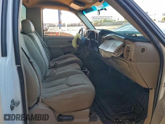 ✅ 2004 Chevrolet Silverado 2500HD Work Truck • VIN: 1GCHC24U14E386911 • Lot: 94688525. Wystawiony na Copart z przebiegiem 333 012 mil. Bezpłatny archiwum sprzedaży aukcyjnych z USA i szczegółowy raport historii pojazdu na DreamBid. Zdjęcie 10.