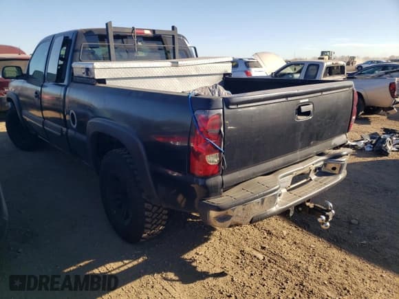 ✅ 2004 Chevrolet Silverado 1500 Z71 • VIN: 1GCEK19T34E125795 • Лот: 77761314. Опубликован ранее на Copart с пробегом 268 714 миль. Бесплатный доступ к архиву аукционных продаж из США и подробный отчёт об истории автомобиля на DreamBid. Изображение 2.