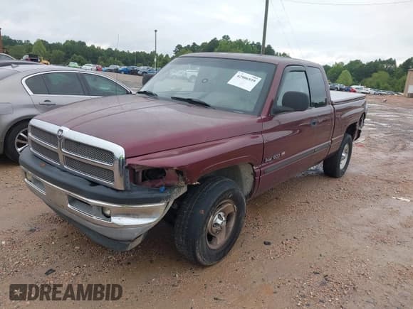 ✅ 2001 Dodge 1500 • VIN: 3B7HC13Z51G206728 • Lot: 42906539. Listed on IAAI with 155,521 mi. Free auction sales archive from the USA and detailed vehicle history report at DreamBid. Image 2.