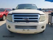 ✅ 2008 Ford Expedition SSV • VIN: 1FMFU15598LA10959 • Lot: 80758425. Wystawiony na Copart z przebiegiem 401 204 mil. Bezpłatny archiwum sprzedaży aukcyjnych z USA i szczegółowy raport historii pojazdu na DreamBid. Zdjęcie 5.