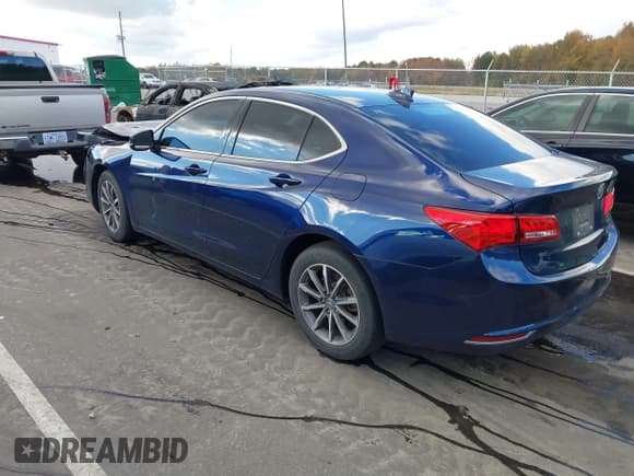 ✅ 2020 Acura TLX • VIN: 19UUB1F38LA015378 • Lot: 43578850. Listed on IAAI with 41,470 mi. Free auction sales archive from the USA and detailed vehicle history report at DreamBid. Image 3.