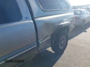 ✅ 2000 Chevrolet Silverado 1500 LS • VIN: 2GCEK19T9Y1166410 • Лот: 43582432. Опубликован ранее на IAAI с пробегом Не указан. Бесплатный доступ к архиву аукционных продаж из США и подробный отчёт об истории автомобиля на DreamBid. Изображение 6.