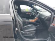 ✅ 2018 Lincoln MKX Reserve • VIN: 2LMPJ8LR8JBL30781 • Лот: 42981979. Опубликован ранее на IAAI с пробегом 82 582 миль. Бесплатный доступ к архиву аукционных продаж из США и подробный отчёт об истории автомобиля на DreamBid. Изображение 5.