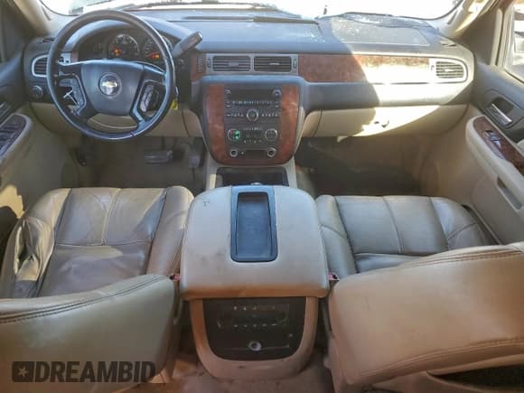 ✅ 2007 Chevrolet Suburban LT • VIN: 1GNFC16J57J214467 • Lot: 89840385. Listed on Copart with 205,287 mi. Free auction sales archive from the USA and detailed vehicle history report at DreamBid. Image 8.