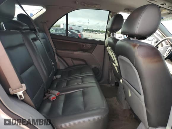 ✅ 2008 Kia Sorento LX • VIN: KNDJD735685835110 • Лот: 90535845. Опубликован ранее на Copart с пробегом 223 940 миль. Бесплатный доступ к архиву аукционных продаж из США и подробный отчёт об истории автомобиля на DreamBid. Изображение 11.