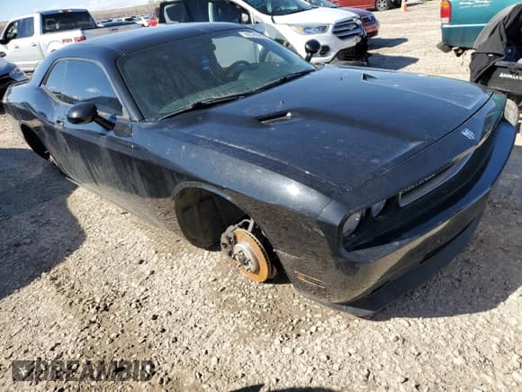 ✅ 2010 Dodge Challenger SE • VIN: 2B3CJ4DV3AH184498 • Lot: 46546255. Wystawiony na Copart z przebiegiem 98 220 mil. Bezpłatny archiwum sprzedaży aukcyjnych z USA i szczegółowy raport historii pojazdu na DreamBid. Zdjęcie 4.
