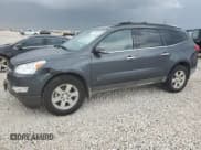 ✅ 2010 Chevrolet Traverse 1LT • VIN: 1GNLRFED4AS111679 • Lot: 62737694. Wystawiony na Copart z przebiegiem 77 157 mil. Bezpłatny archiwum sprzedaży aukcyjnych z USA i szczegółowy raport historii pojazdu na DreamBid. Zdjęcie 1.