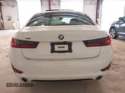 ✅ 2021 BMW 3 Series 330i xDrive • VIN: 3MW5R7J08M8B81988 • Lot: 42553148. Listed on IAAI with 24,818 mi. Free auction sales archive from the USA and detailed vehicle history report at DreamBid. Image 15.