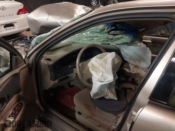 ✅ 1998 Buick Regal LS • VIN: 2G4WB52K3W1418996 • Lot: 42327970. Wystawiony na IAAI z przebiegiem 113 710 mil. Bezpłatny archiwum sprzedaży aukcyjnych z USA i szczegółowy raport historii pojazdu na DreamBid. Zdjęcie 5.