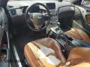 ✅ 2013 Hyundai Genesis Coupe Grand Touring • VIN: KMHHU6KJ7DU095649 • Lot: 59371065. Wystawiony na Copart z przebiegiem Nie podano. Bezpłatny archiwum sprzedaży aukcyjnych z USA i szczegółowy raport historii pojazdu na DreamBid. Zdjęcie 8.