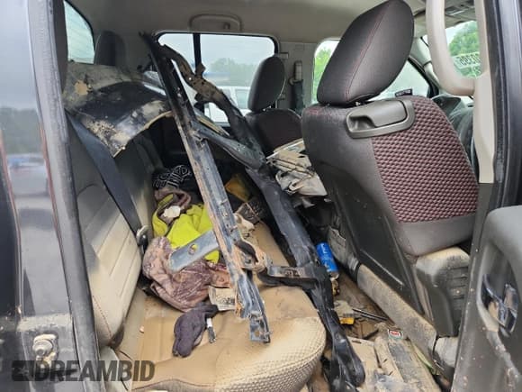 ✅ 2012 Nissan Frontier Pro-4X • VIN: 1N6AD0EV9CC456835 • Lot: 62480395. Listed on Copart with Not provided. Free auction sales archive from the USA and detailed vehicle history report at DreamBid. Image 10.