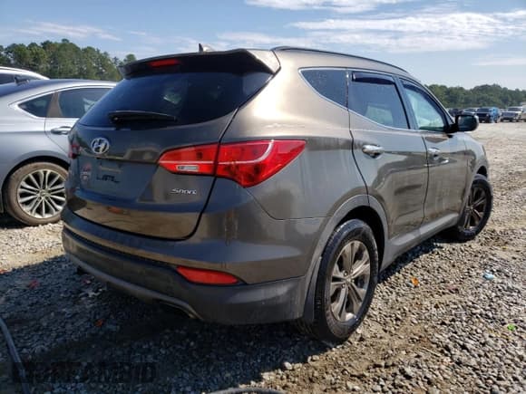 ✅ 2014 Hyundai Santa Fe • VIN: 5XYZU3LB3EG221765 • Лот: 58510192. Опубликован ранее на Copart с пробегом 111 580 миль. Бесплатный доступ к архиву аукционных продаж из США и подробный отчёт об истории автомобиля на DreamBid. Изображение 4.