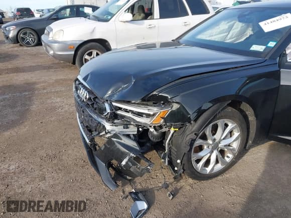 ✅ 2024 Audi A6 Premium Plus • VIN: WAUE3BF20RN041114 • Лот: 41484973. Опубликован ранее на IAAI с пробегом 7 775 миль. Бесплатный доступ к архиву аукционных продаж из США и подробный отчёт об истории автомобиля на DreamBid. Изображение 17.