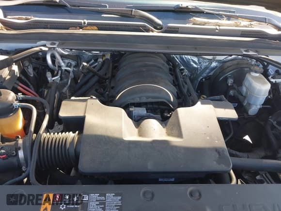 ✅ 2018 Chevrolet Suburban LT • VIN: 1GNSKHKC7JR313317 • Lot: 43565122. Wystawiony na IAAI z przebiegiem 123 772 mil. Bezpłatny archiwum sprzedaży aukcyjnych z USA i szczegółowy raport historii pojazdu na DreamBid. Zdjęcie 10.