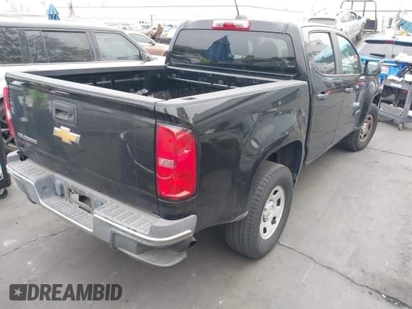 ✅ 2016 Chevrolet Colorado 2WD WT • VIN: 1GCGSBE37G1230520 • Lot: 43595827. Listed on IAAI with 101,437 mi. Free auction sales archive from the USA and detailed vehicle history report at DreamBid. Image 4.